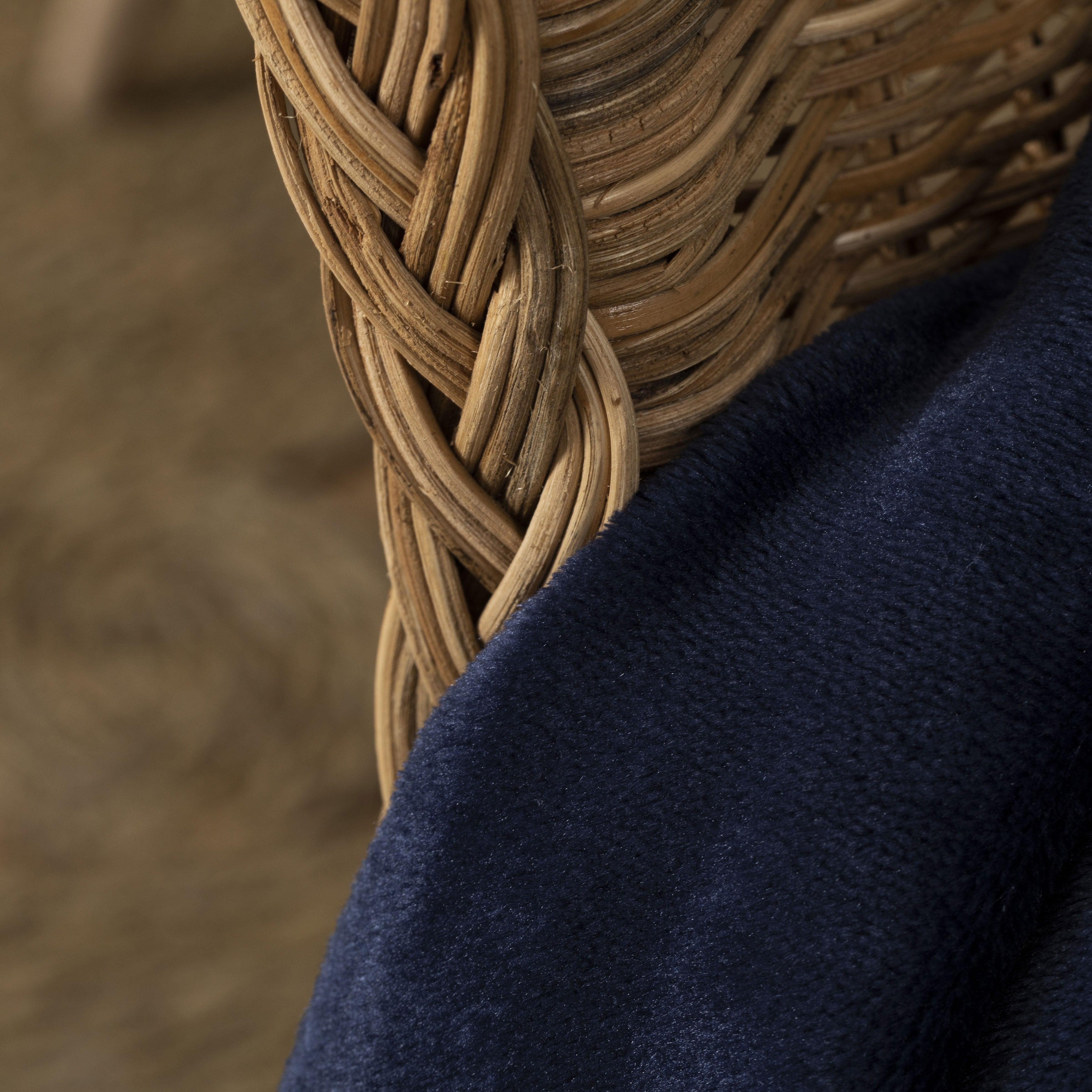 COPERTA SHERPA IN VELLUTO SOLIDO