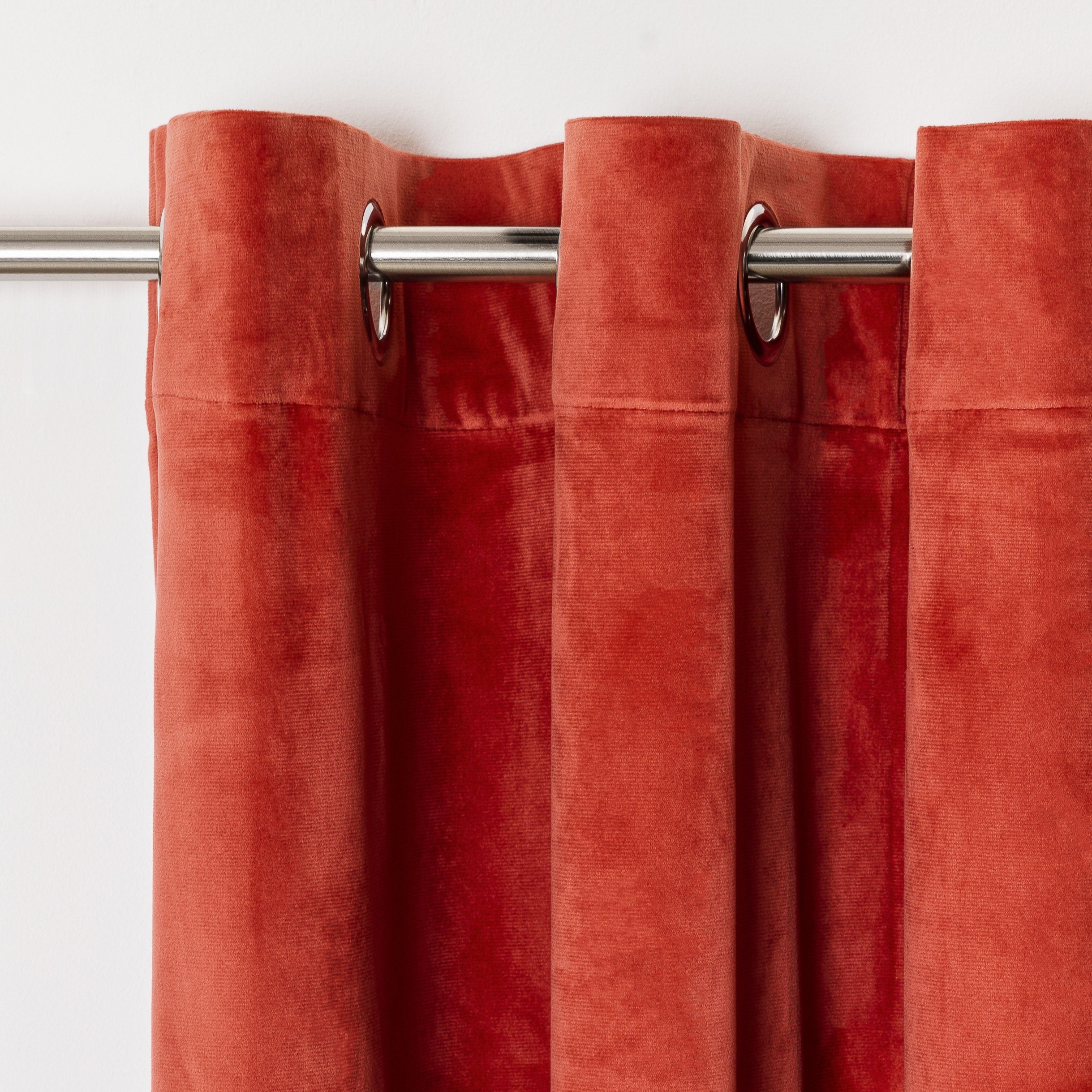 NUOVA TENDA CON OCCHIELLI IN VELLUTO