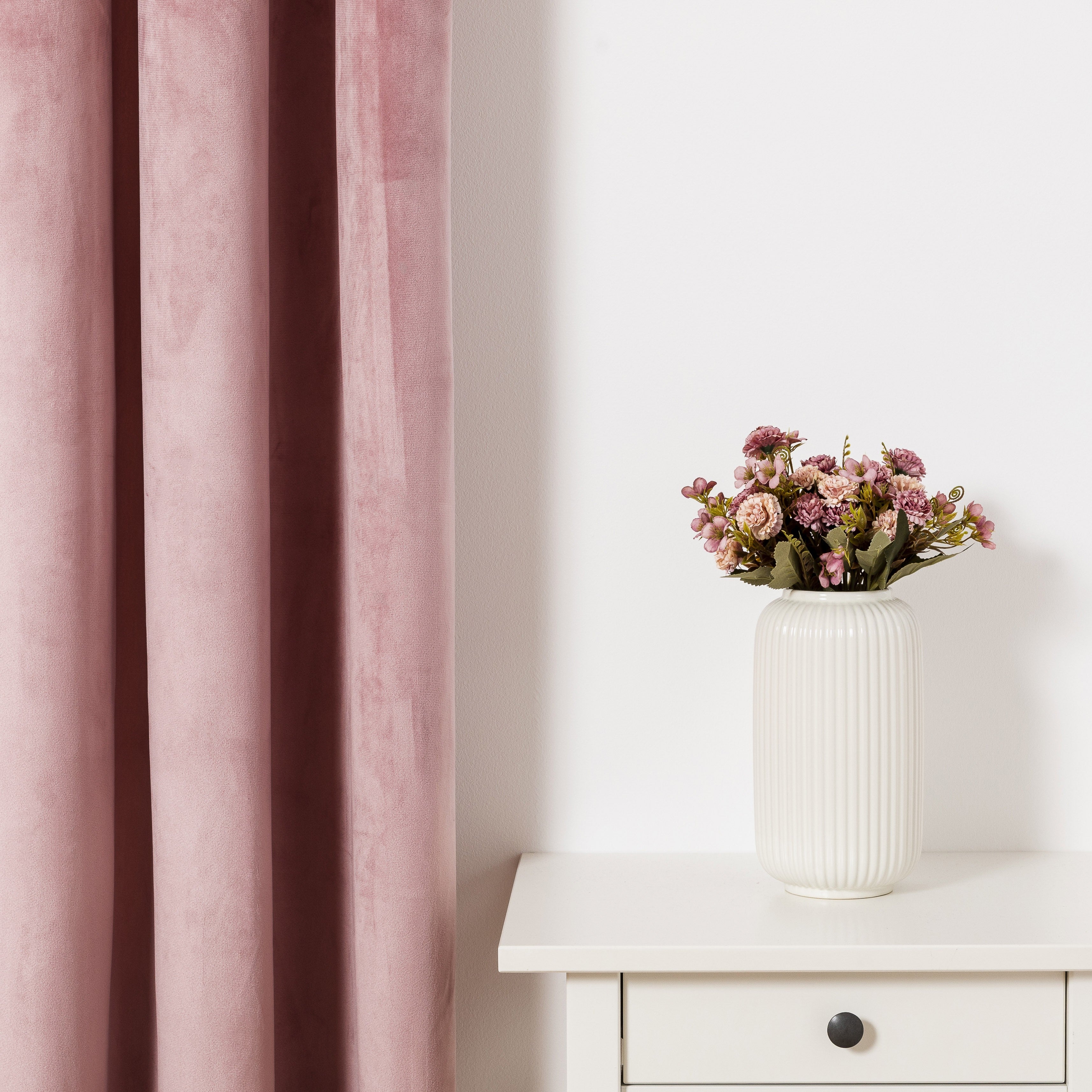 NUOVA TENDA CON OCCHIELLI IN VELLUTO