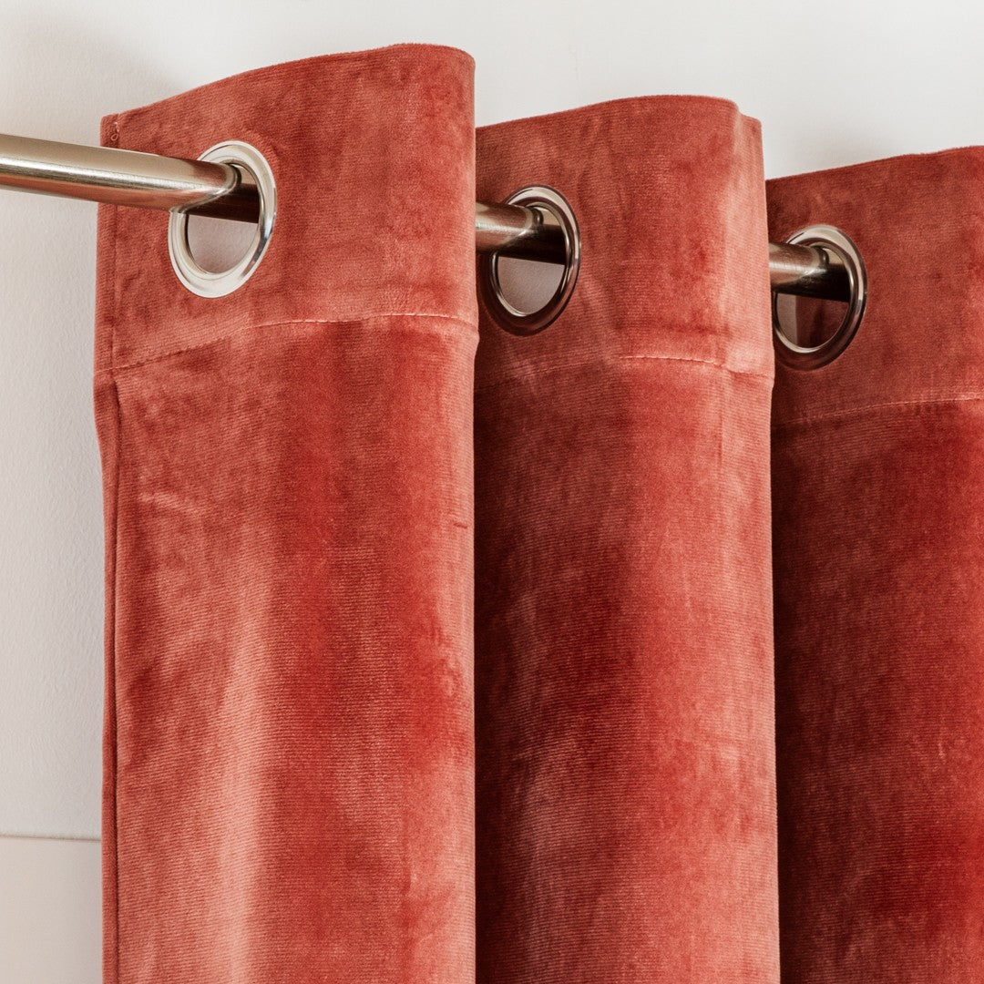 NUOVA TENDA CON OCCHIELLI IN VELLUTO