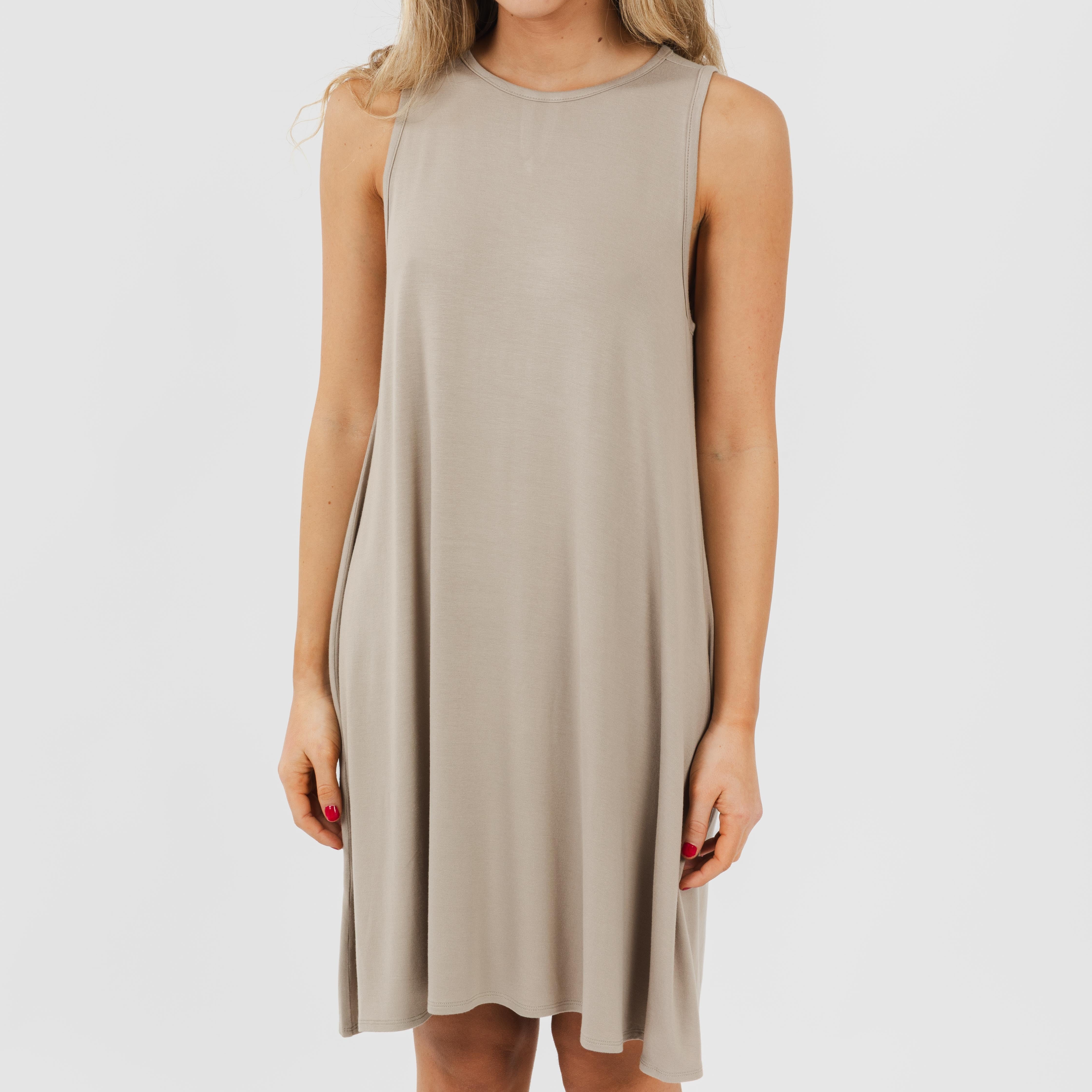 ABITO CORTO CON SPALLINE IN VISCOSA TINTA UNITA