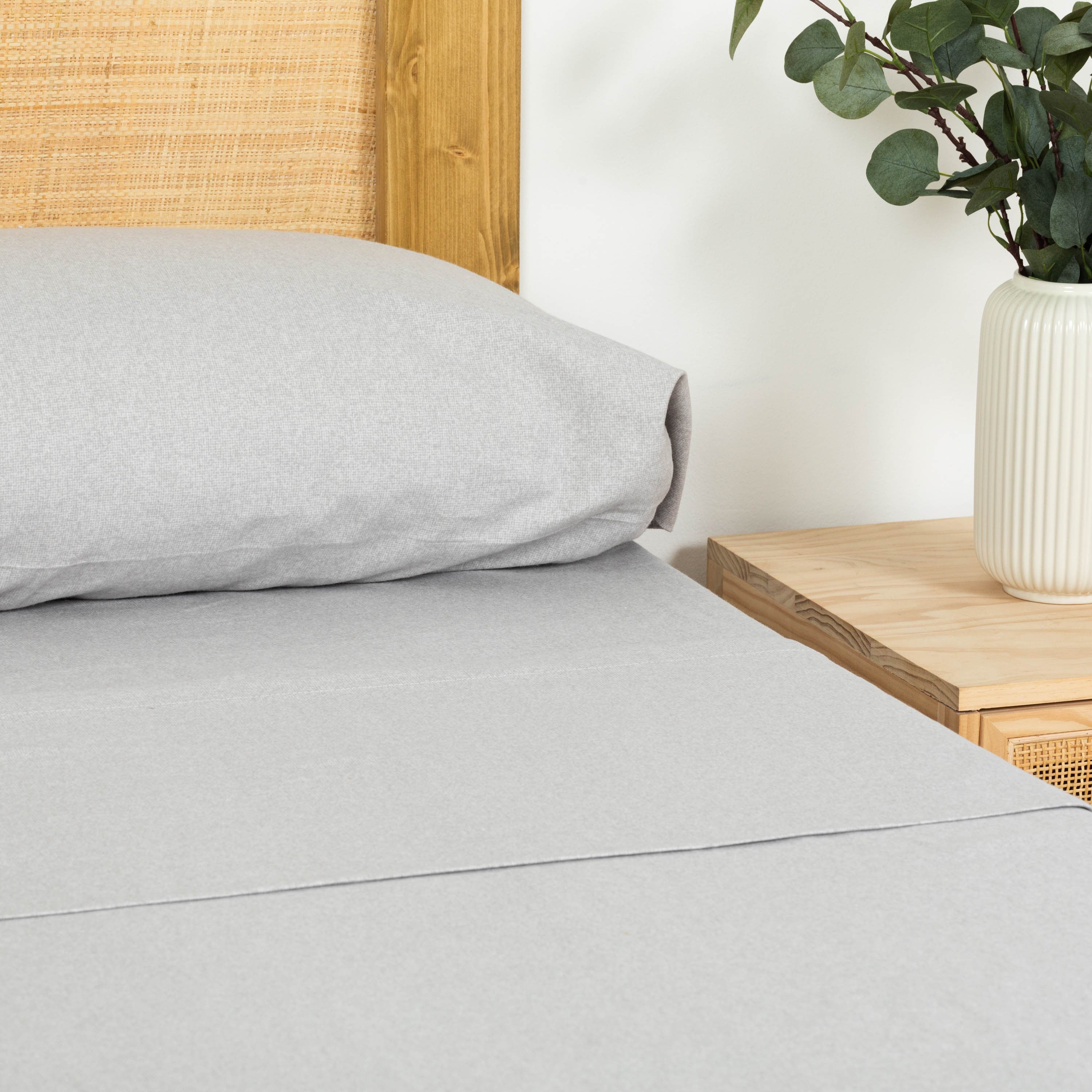 SET LENZUOLA IN FLANELLA SOLIDA