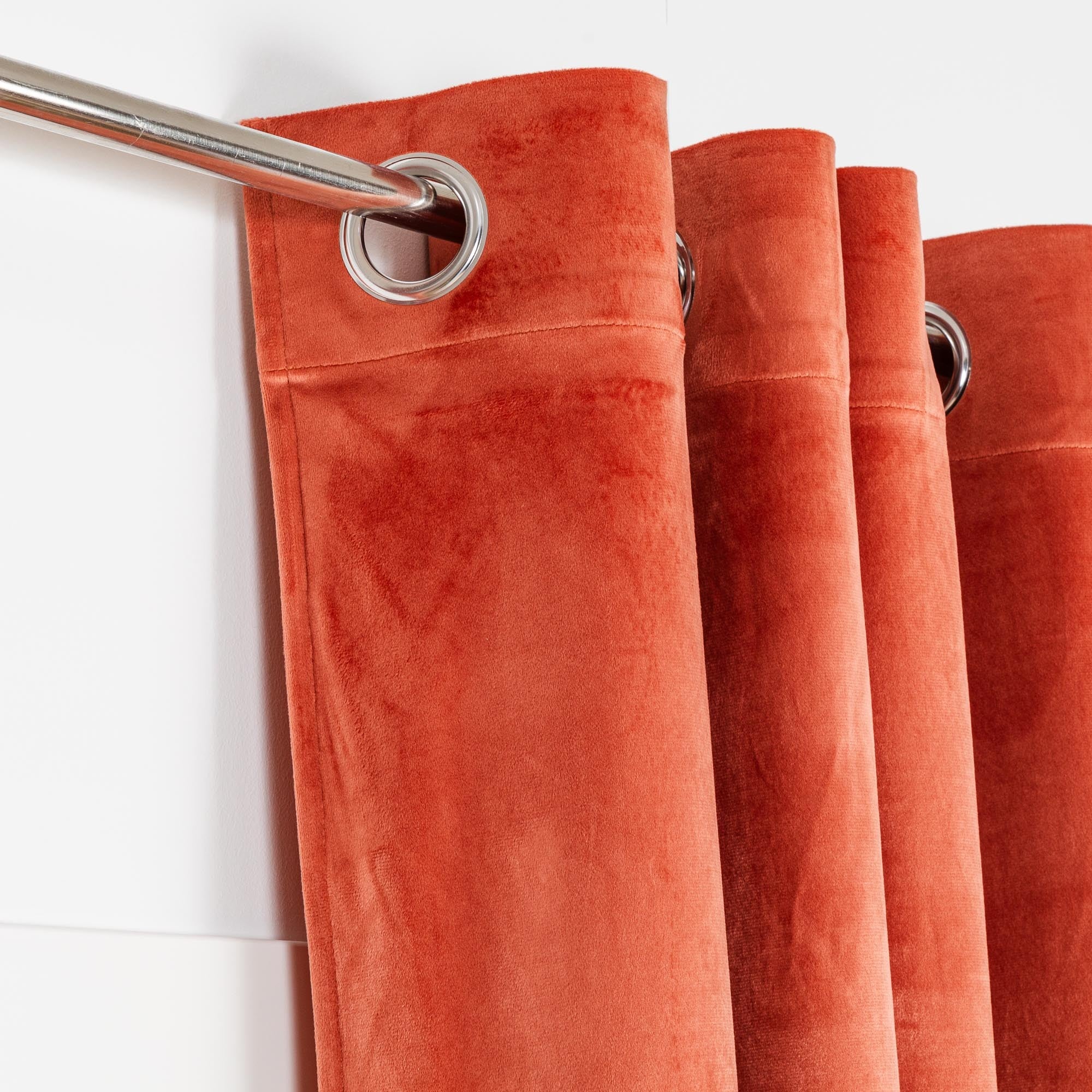 NUOVA TENDA CON OCCHIELLI IN VELLUTO