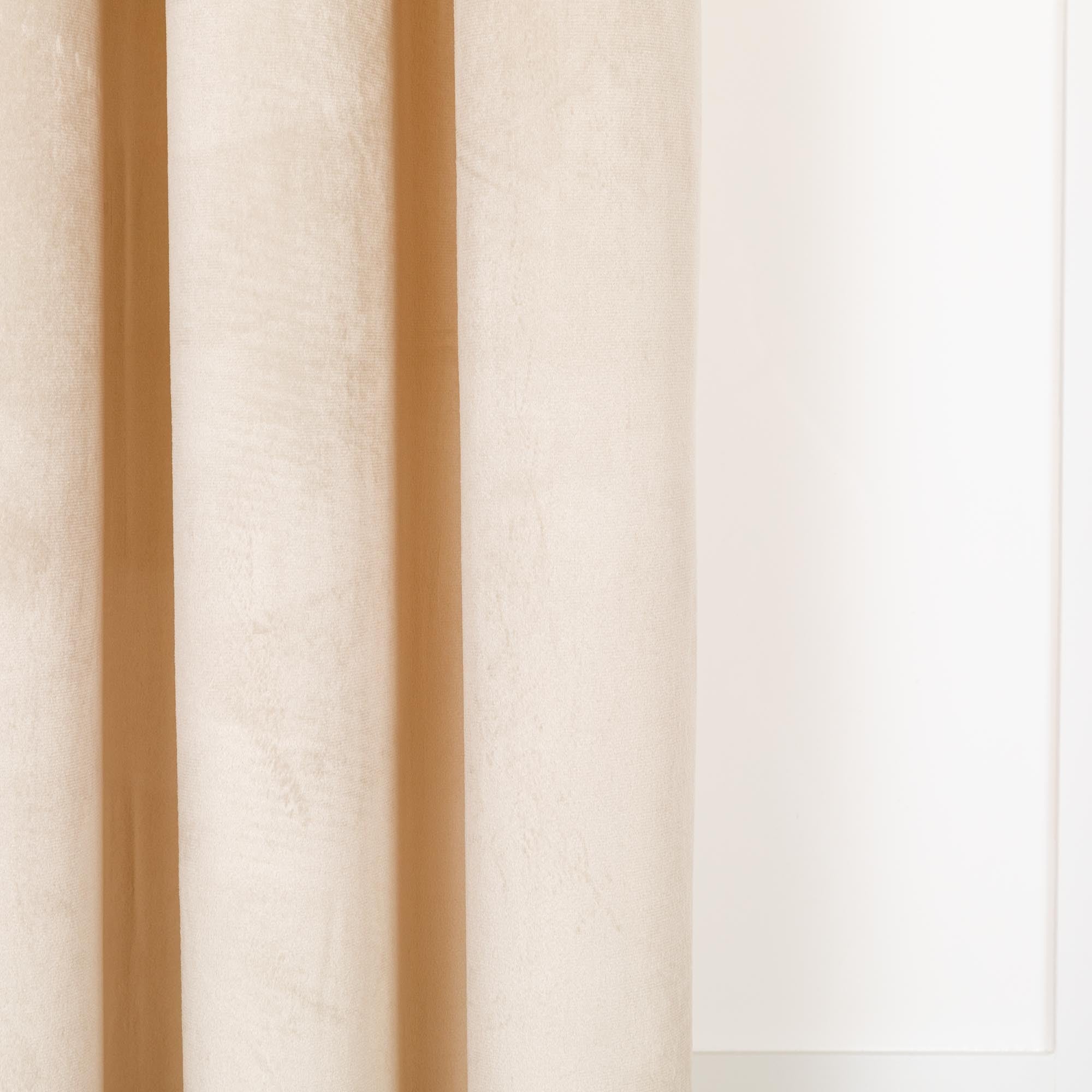 NUOVA TENDA CON OCCHIELLI IN VELLUTO