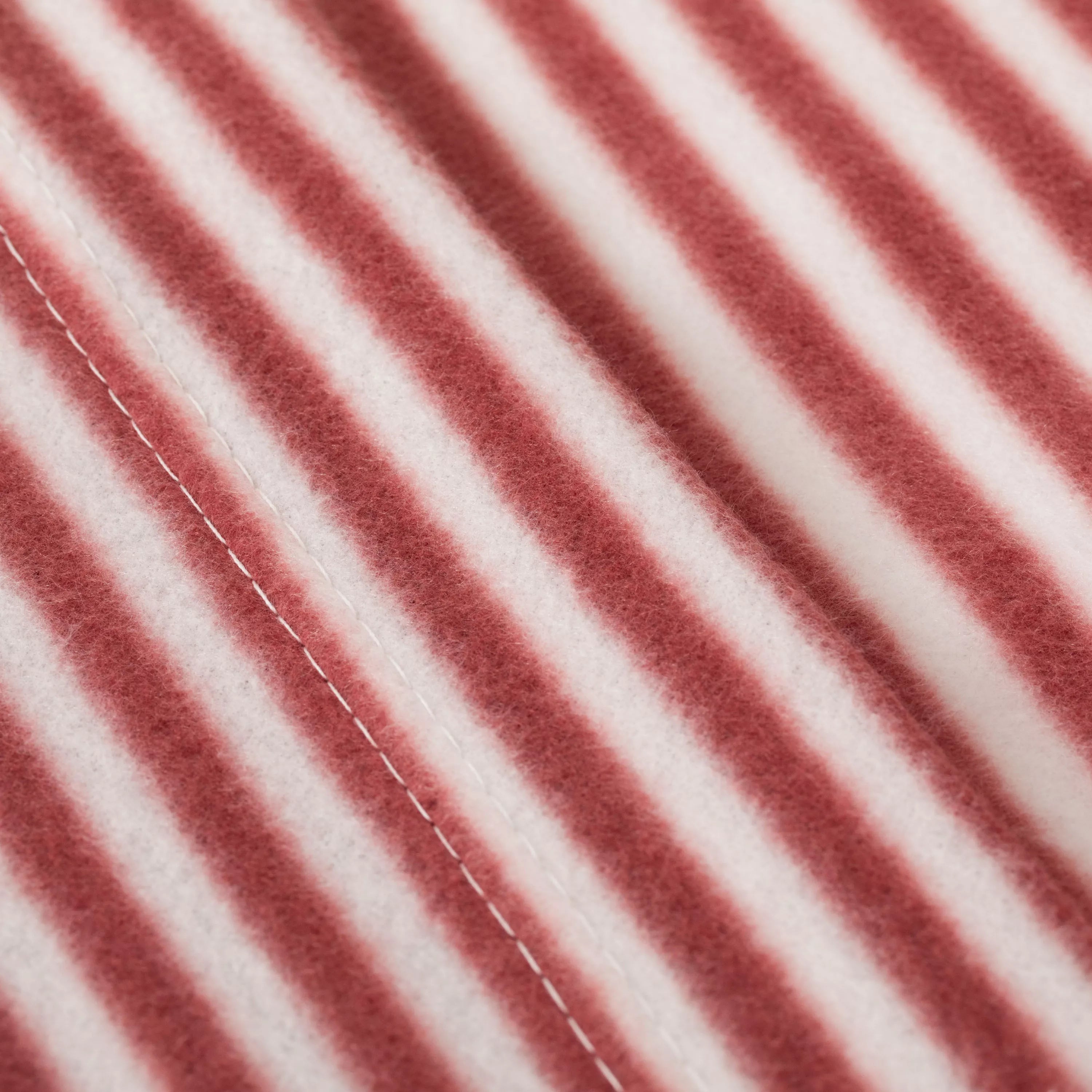 Set di lenzuola Leto a righe Pirenei