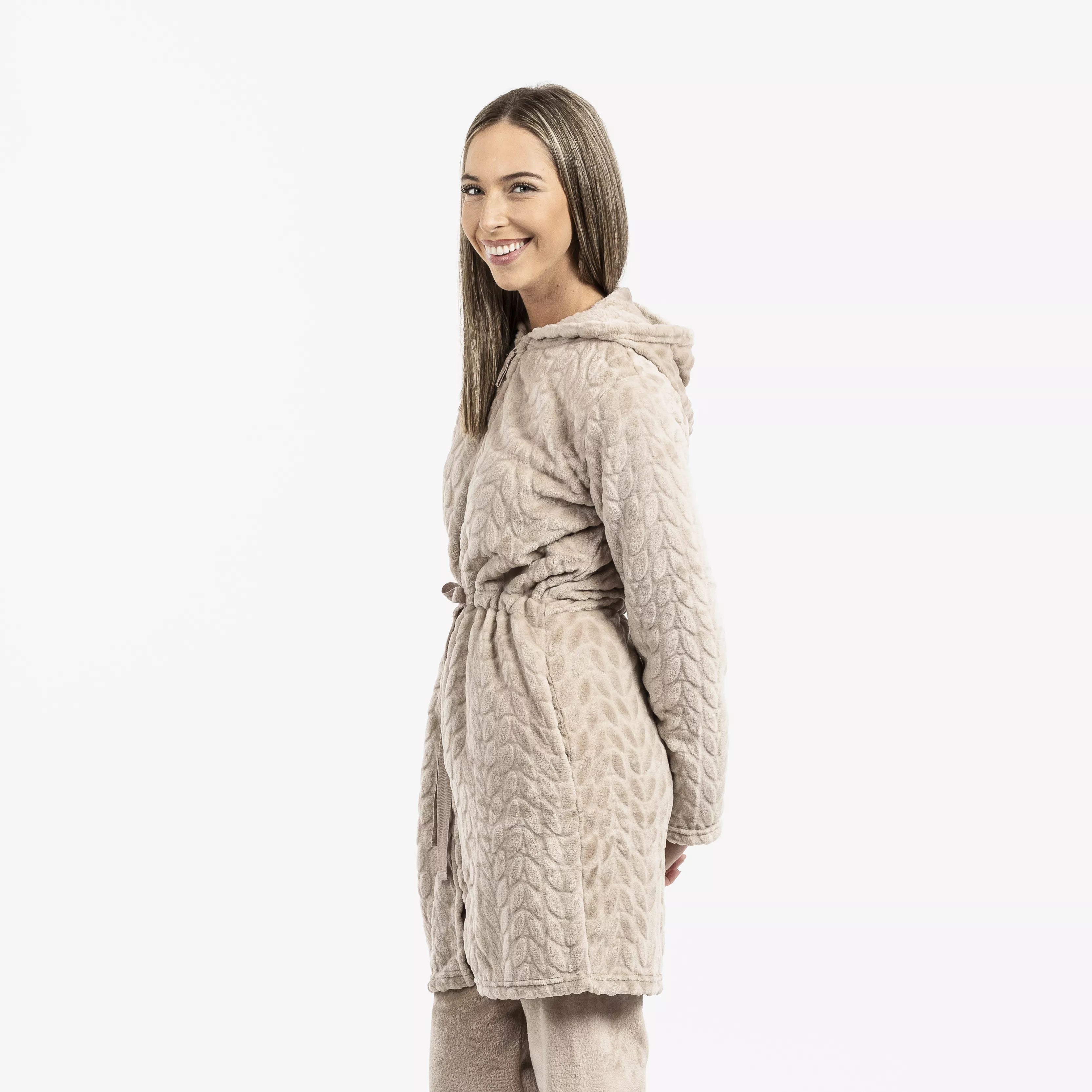 VESTAGLIA IN VELLUTO DEVORE CON CAPPELLO LISA