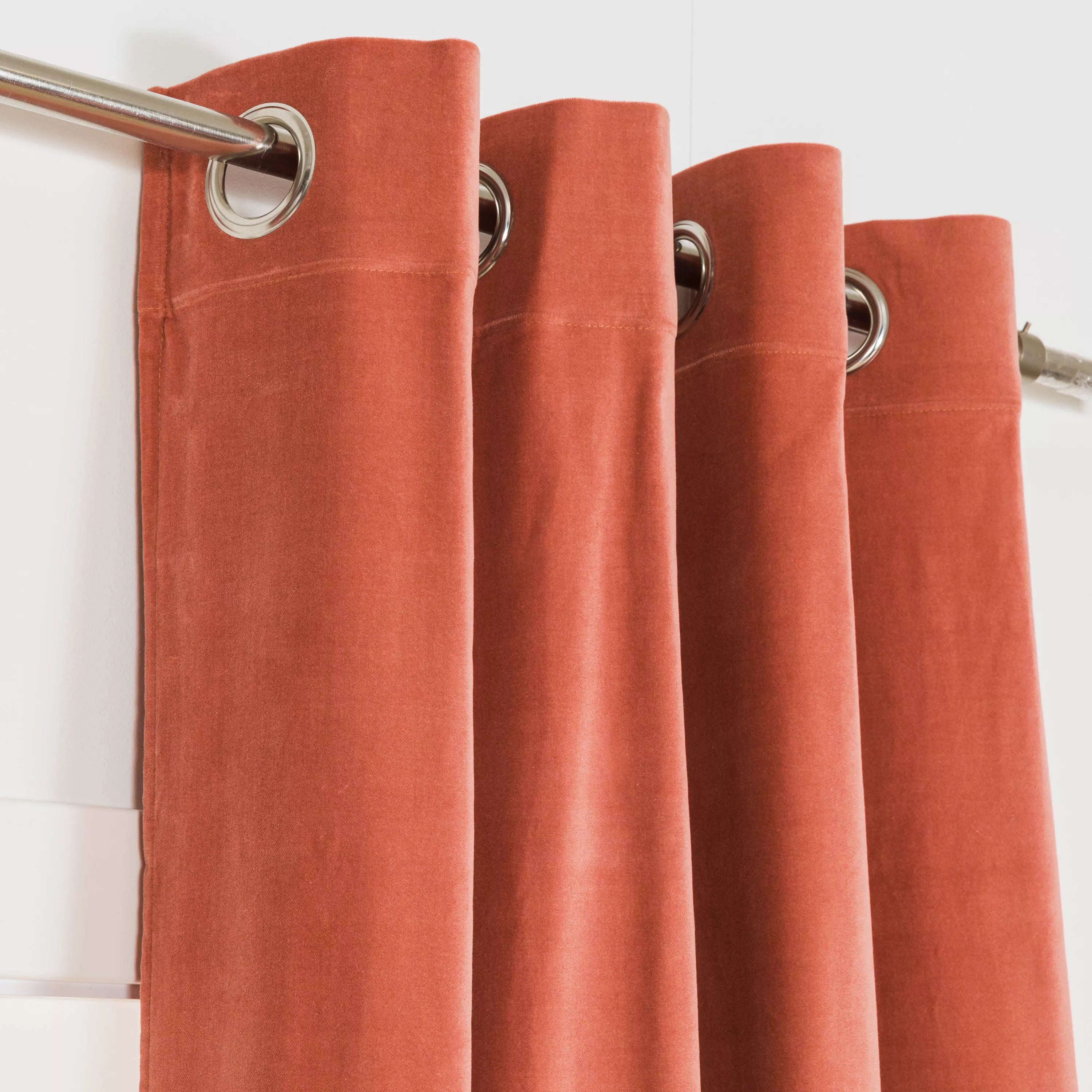 TENDA CON OCCHIELLI IN VELLUTO DI COTONE 140X260CM