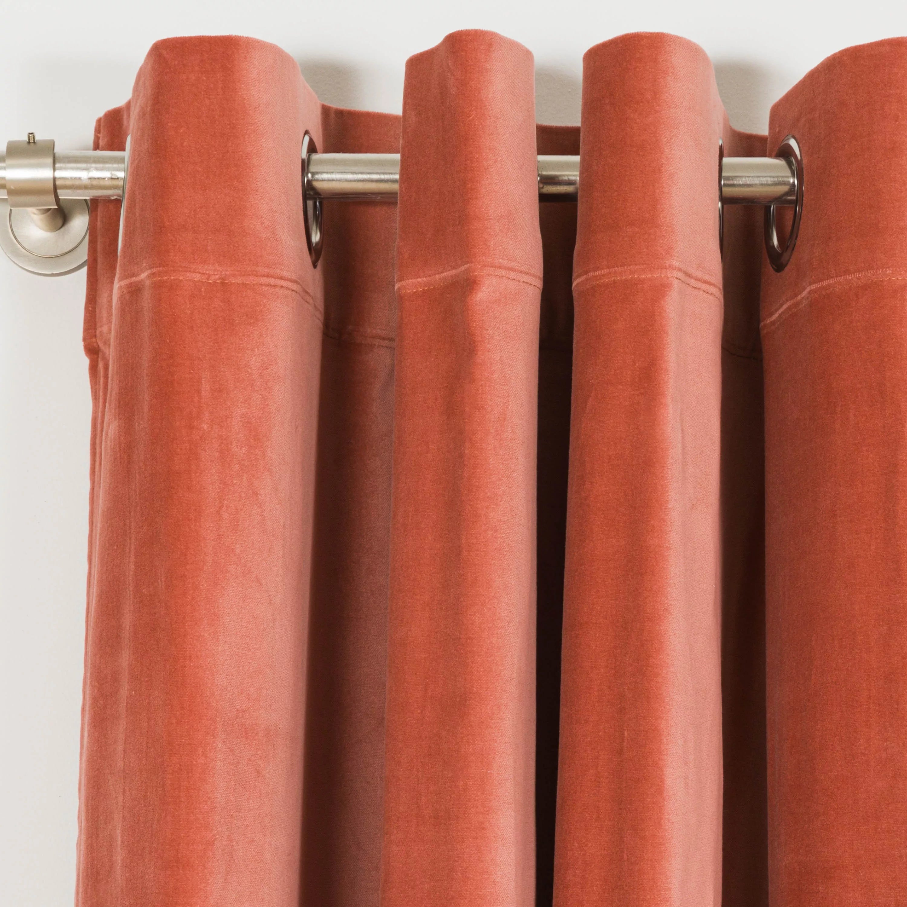 TENDA CON OCCHIELLI IN VELLUTO DI COTONE 140X260CM