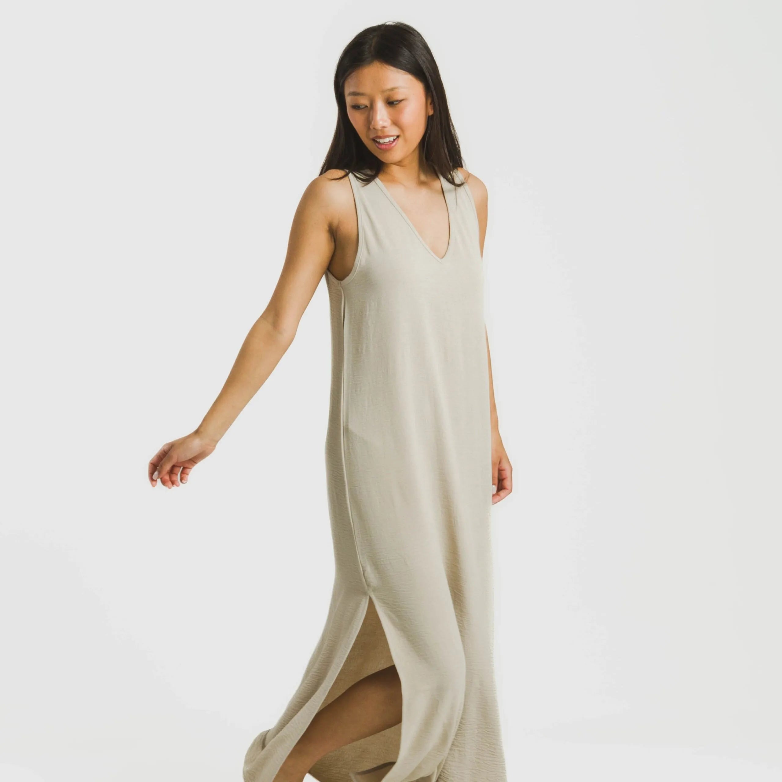 ABITO LUNGO BAMBULA CON SPALLINE