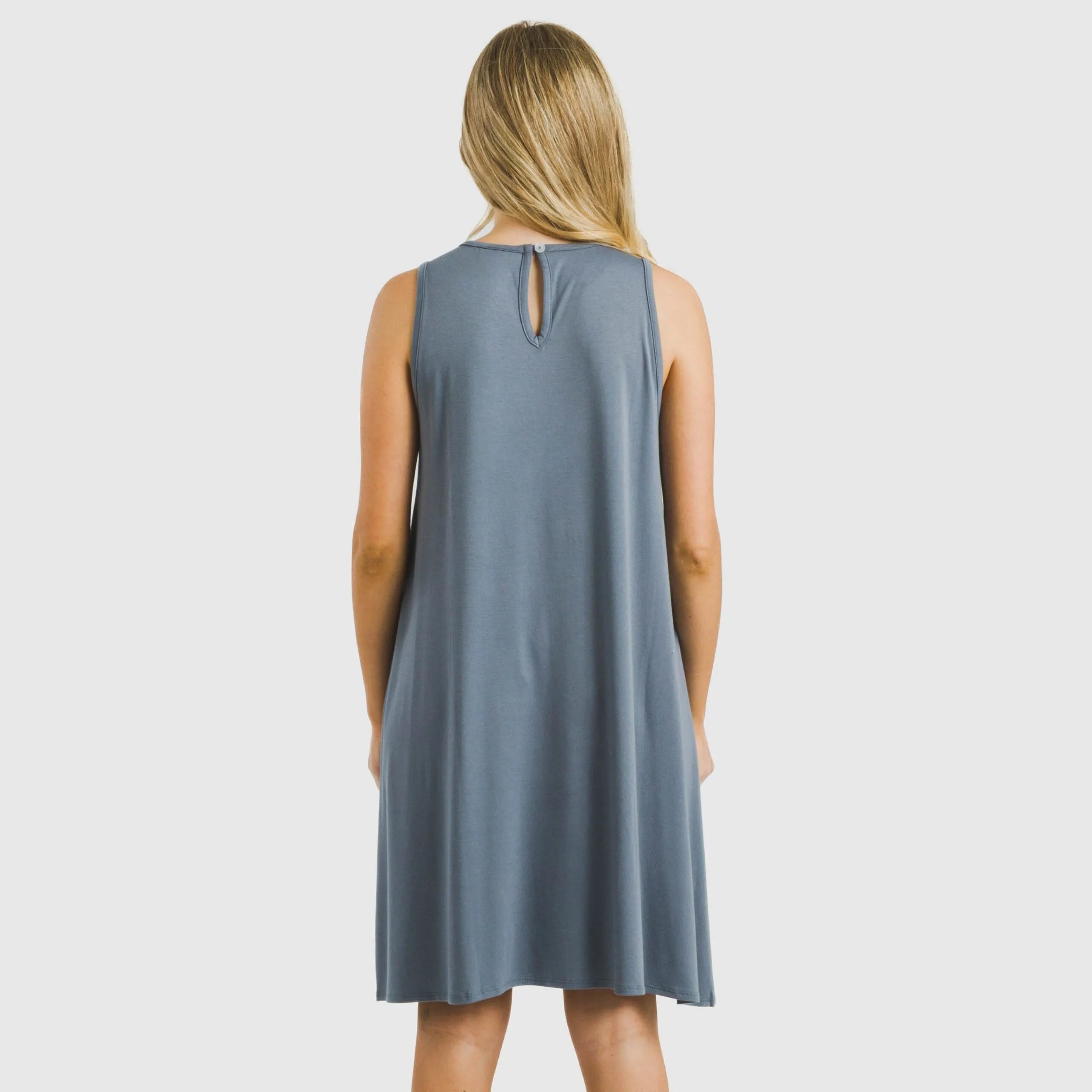 ABITO CORTO CON SPALLINE IN VISCOSA TINTA UNITA