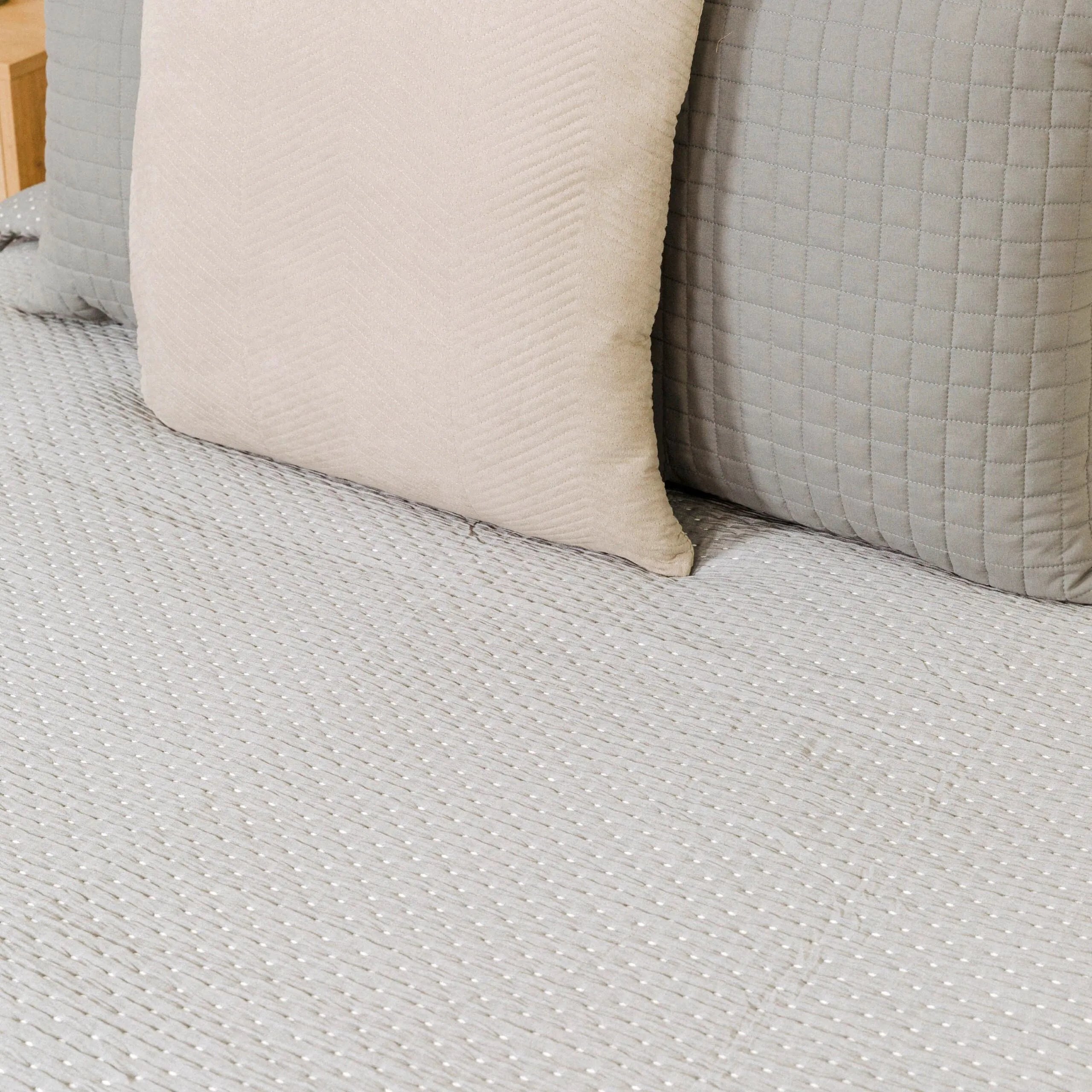 TRAPUNTA IN MAGLIA JACQUARD DT