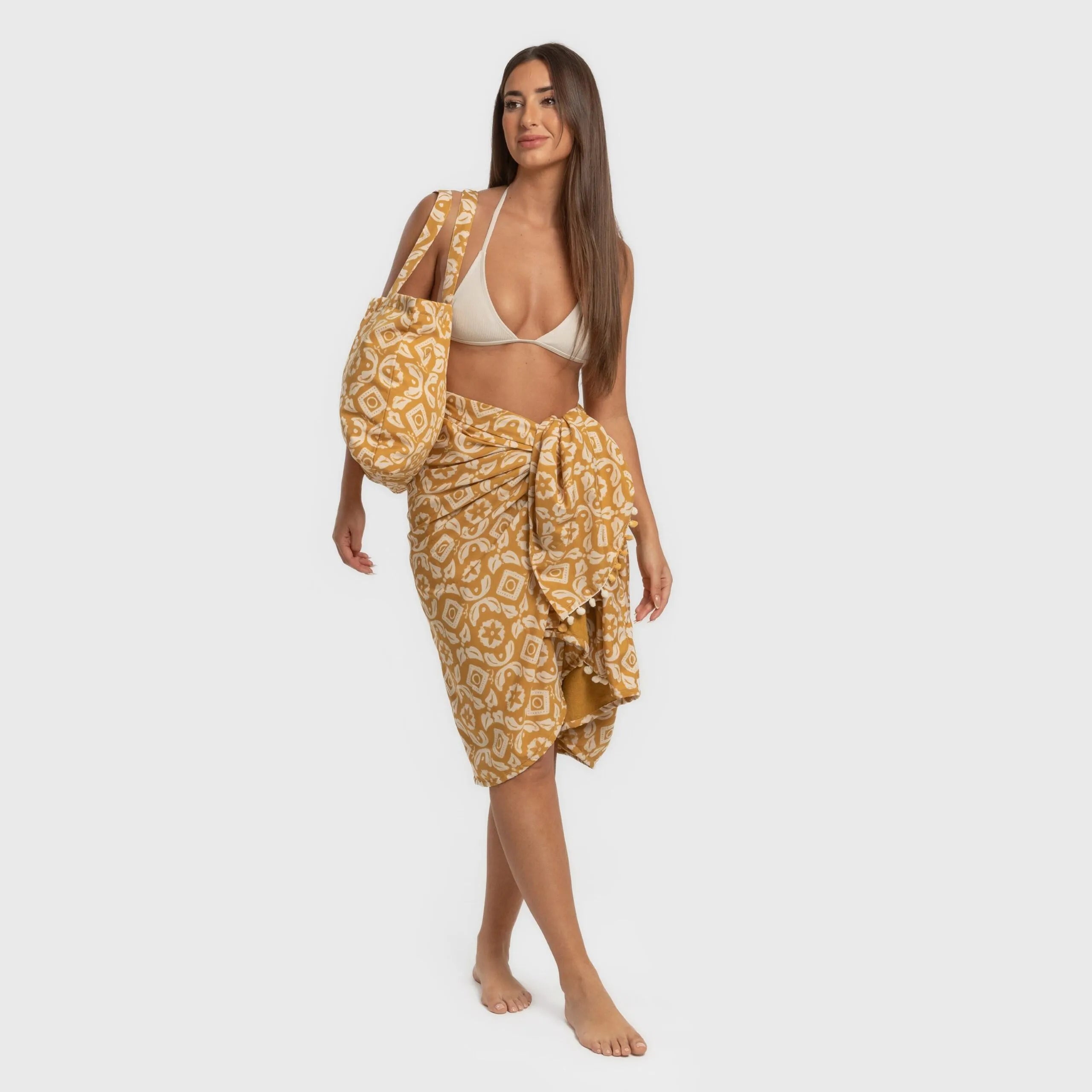 CONFEZIONE ASCIUGAMANO PARO + BORSA EUGENIA