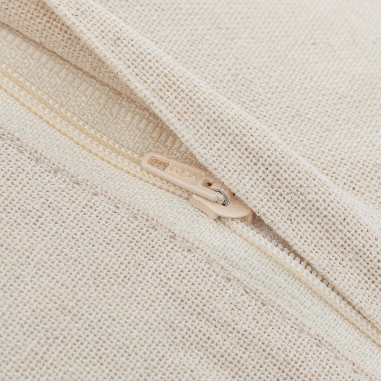 Cojín cuadrante algodón Danke 45x45 - funda + relleno