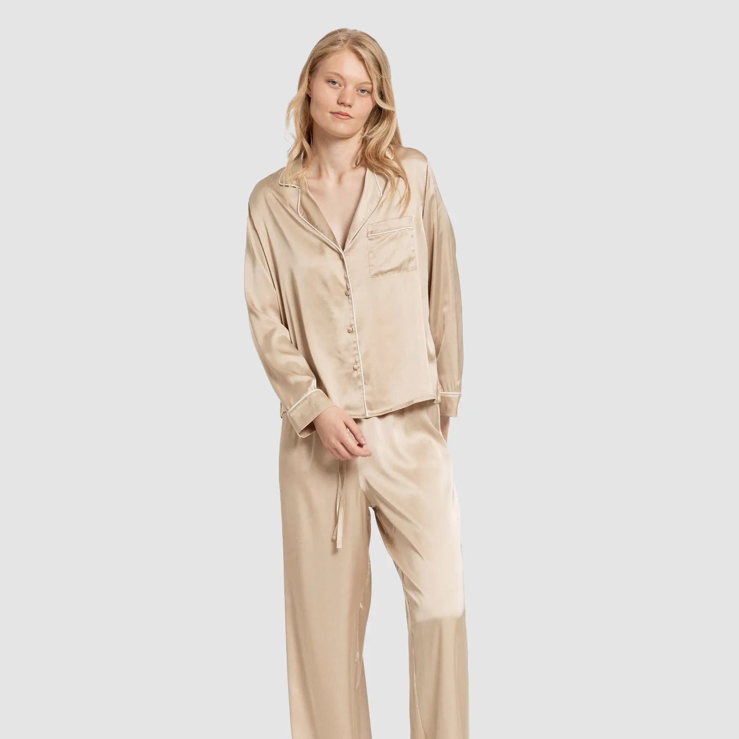 Pigiama lungo in raso da donna Friday Solid