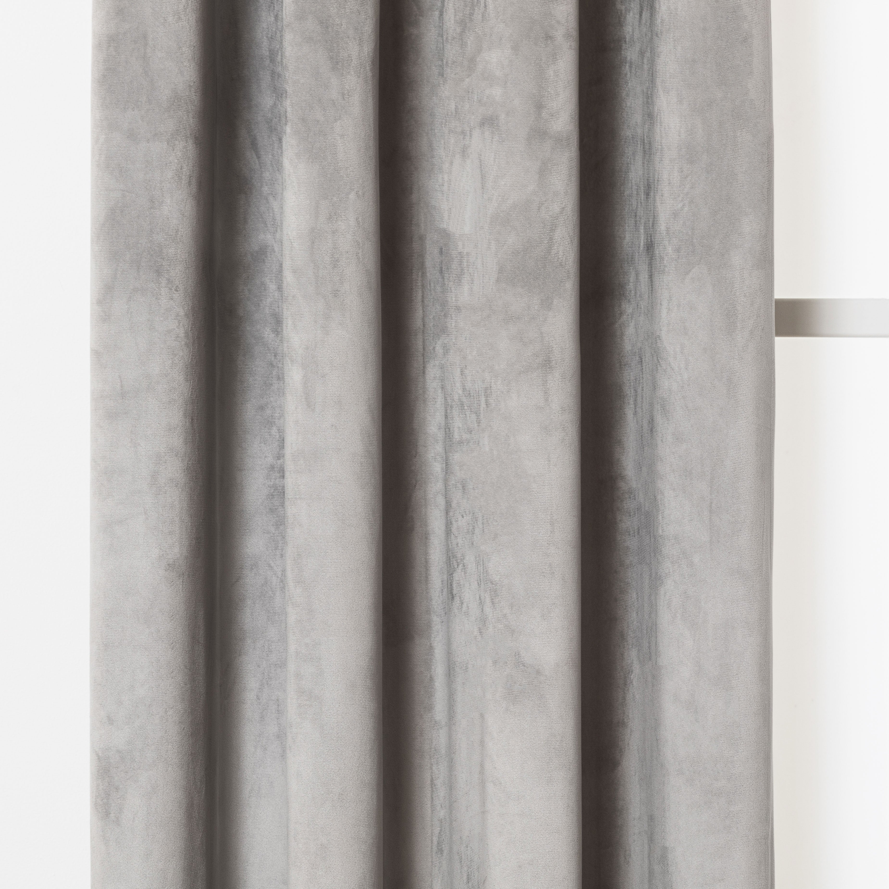 NUOVA TENDA CON OCCHIELLI IN VELLUTO