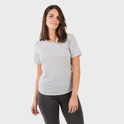 Completo sportivo da donna con leggings lunghi, modello M/C