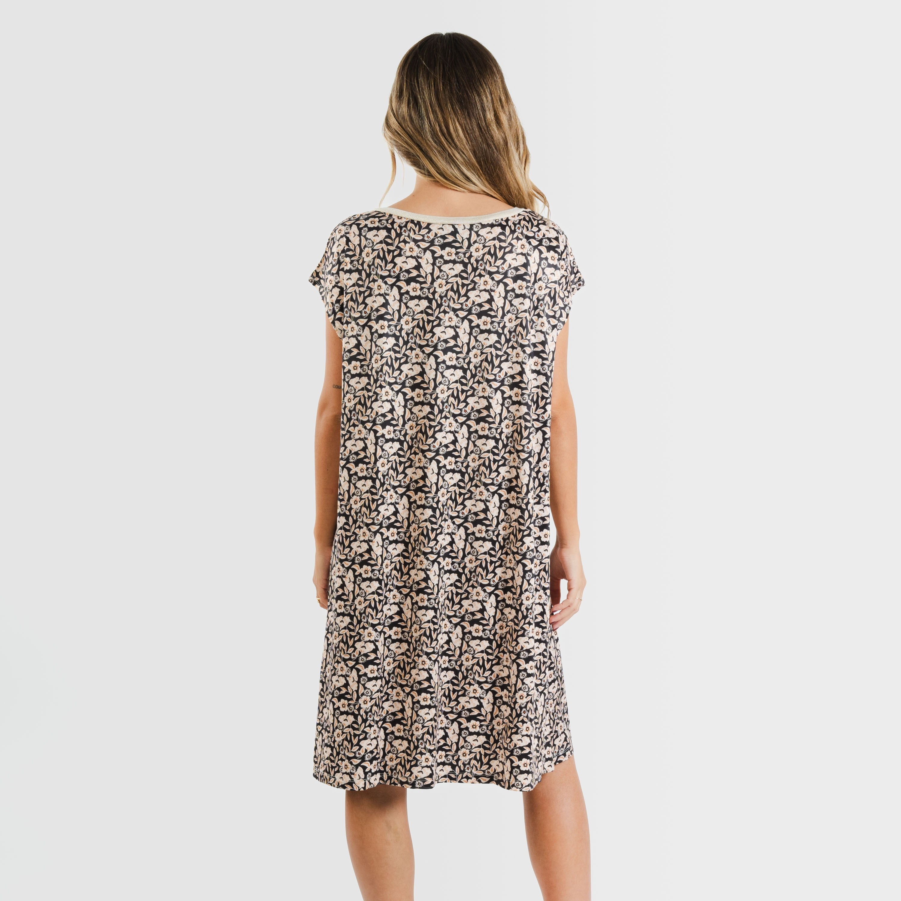 ABITO CORTO MORBIDO PATERNA M/FLOWY