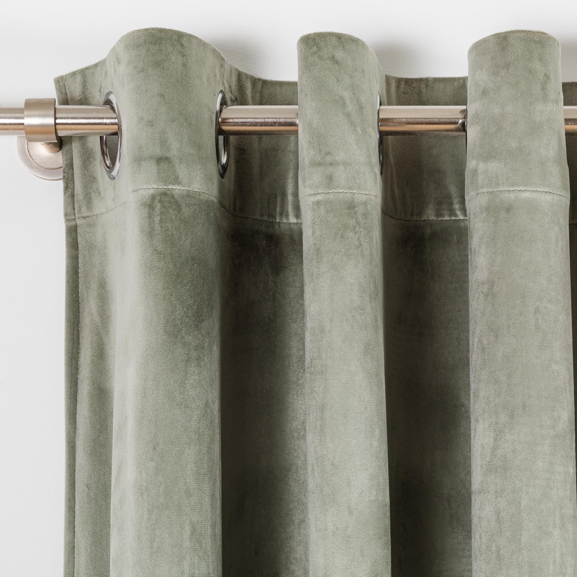 NUOVA TENDA CON OCCHIELLI IN VELLUTO