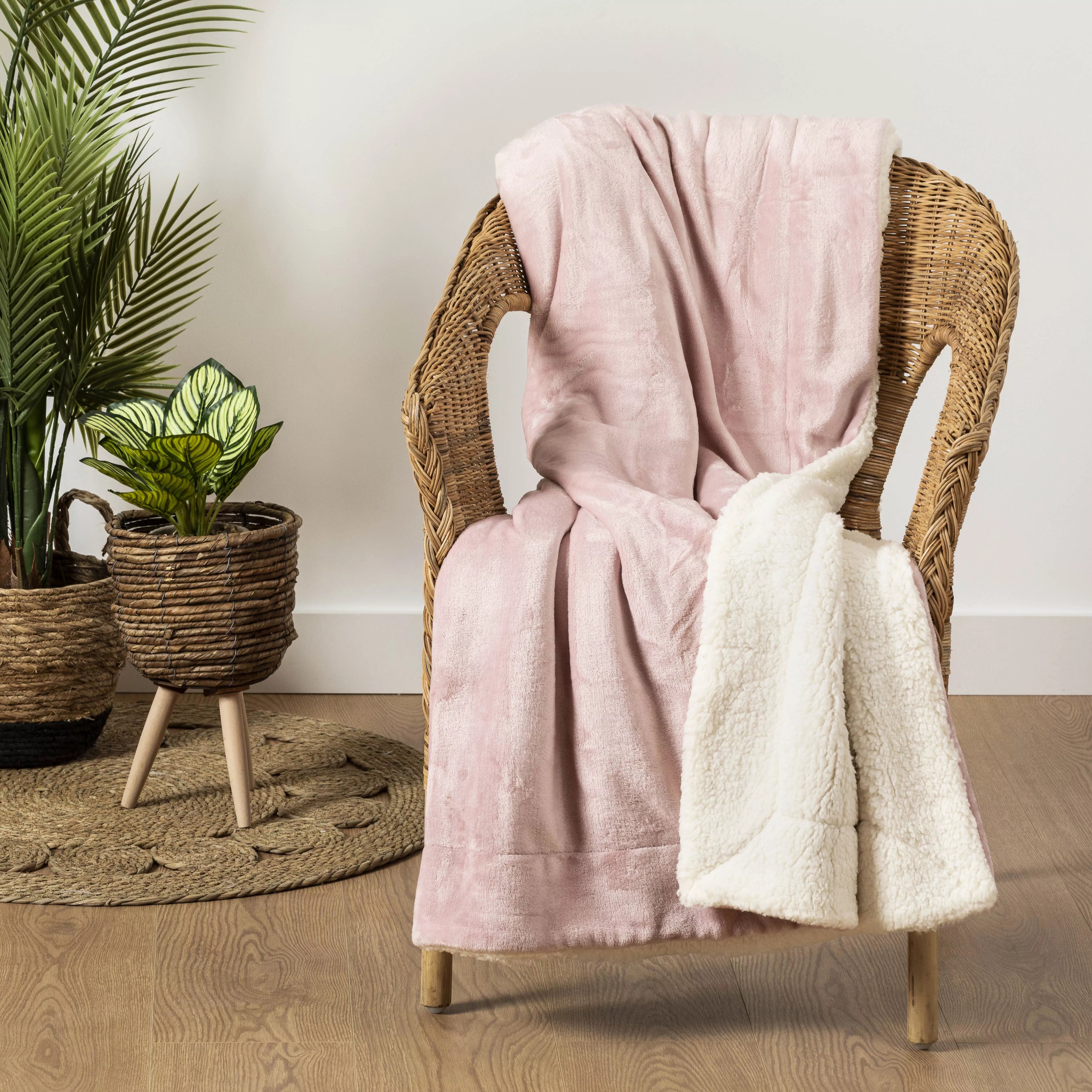 COPERTA SHERPA IN VELLUTO SOLIDO