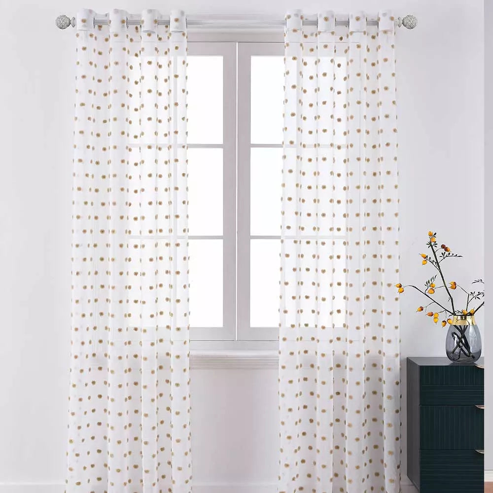 TENDA CON OCCHIELLI E POMPON