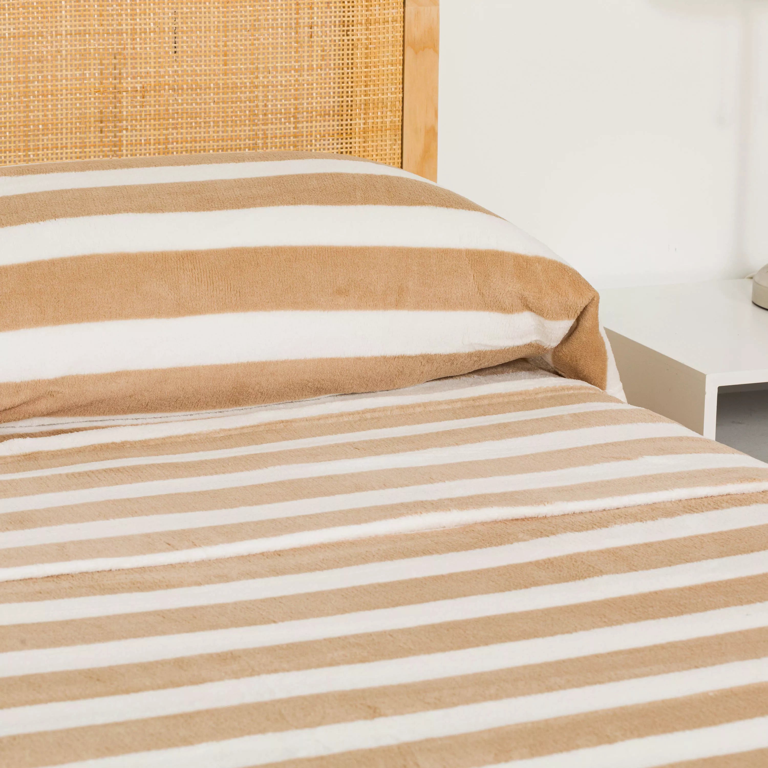 SET CORALINA SAVANNAH CON RIGHE VINIA