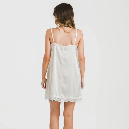 SHORT SATEN FRIDAY PLAIN NIGHTGIFT