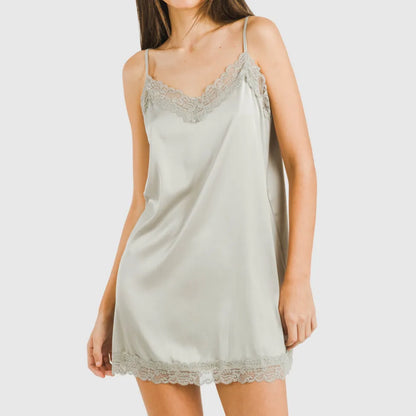 SHORT SATEN FRIDAY PLAIN NIGHTGIFT