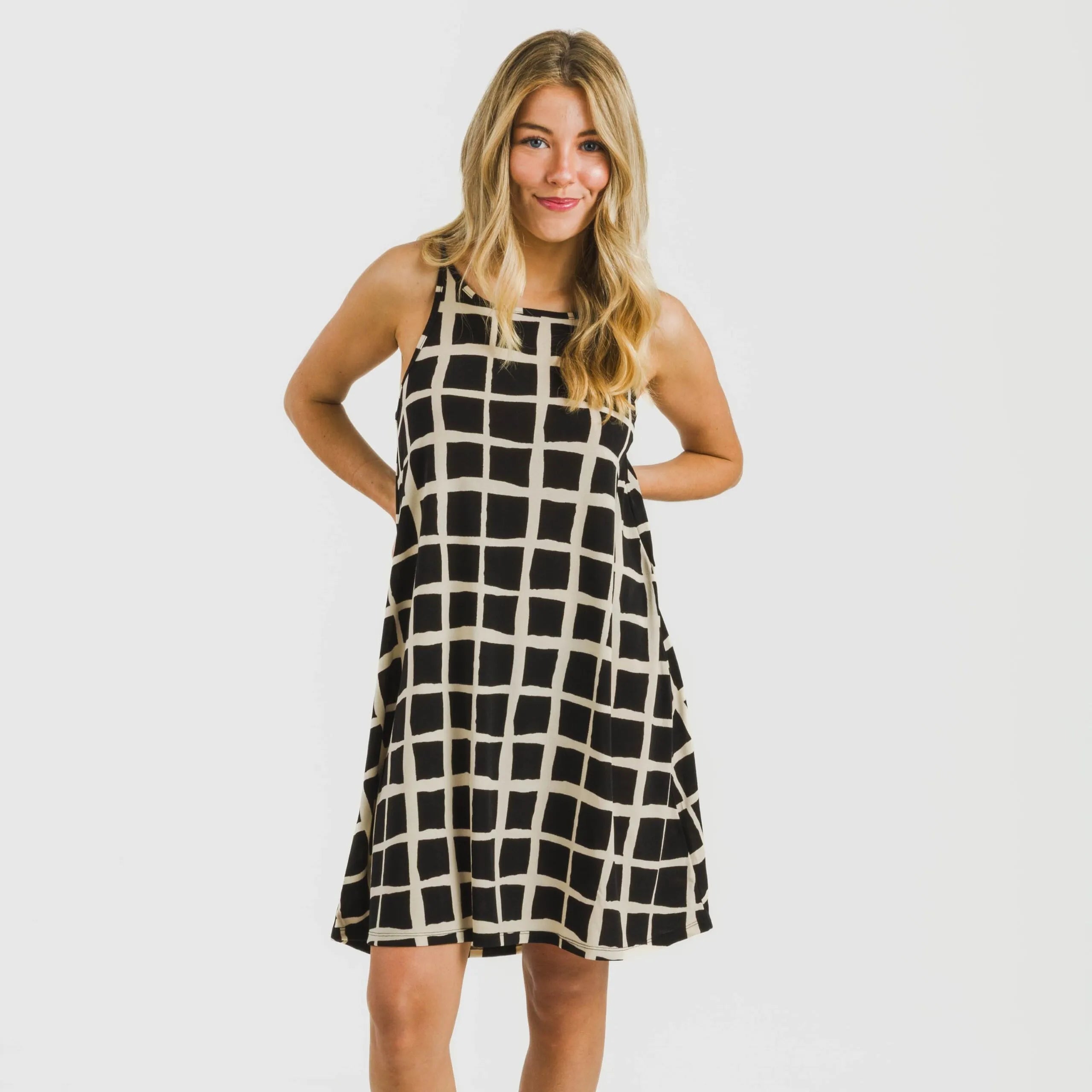 Abito corto con spalline di Naroa Crepe