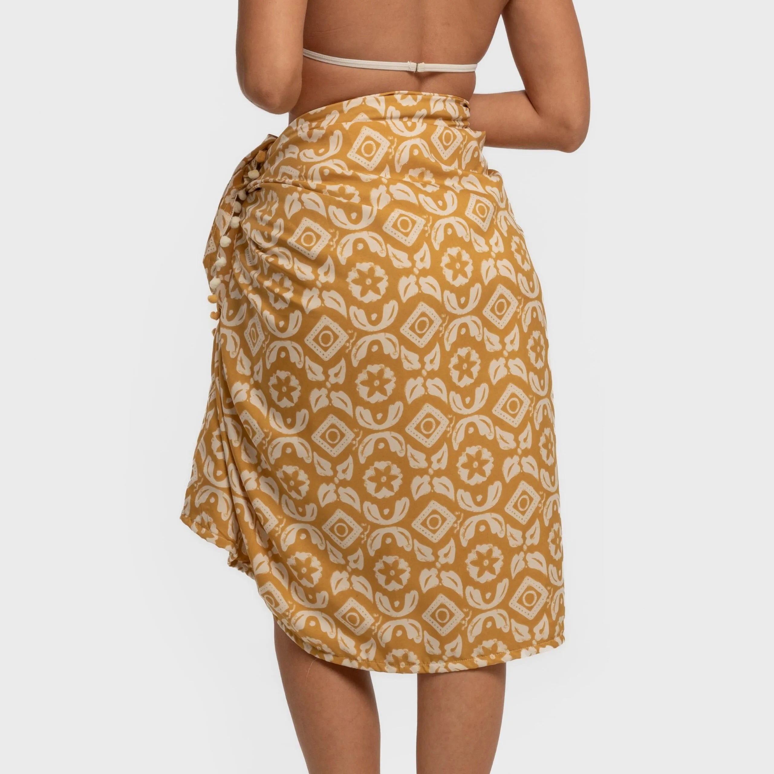 CONFEZIONE ASCIUGAMANO PARO + BORSA EUGENIA