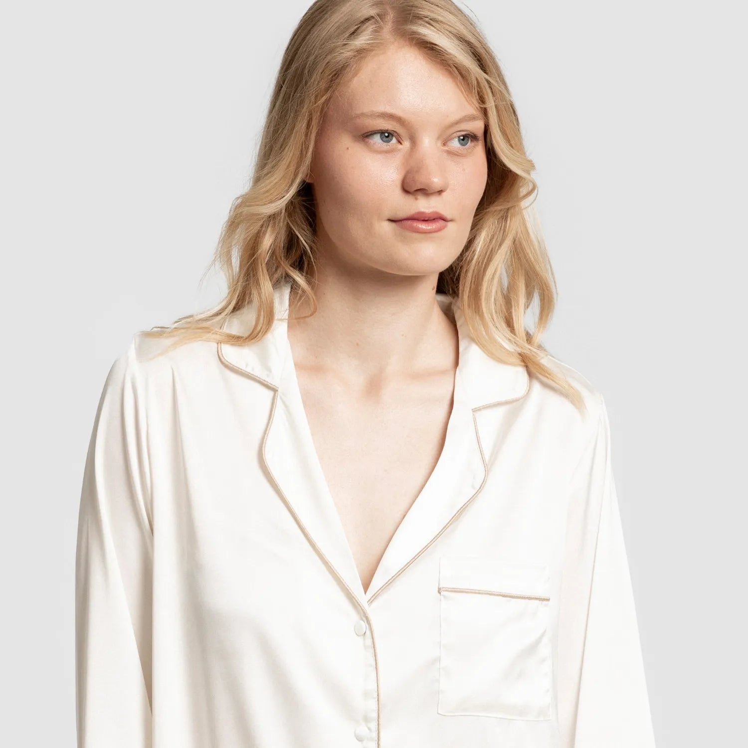 Pigiama lungo in raso da donna Friday Solid