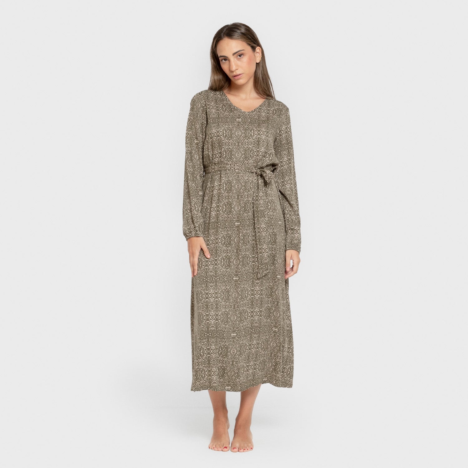 Vestido midi manga larga pico viscosa Dalias verde cacería