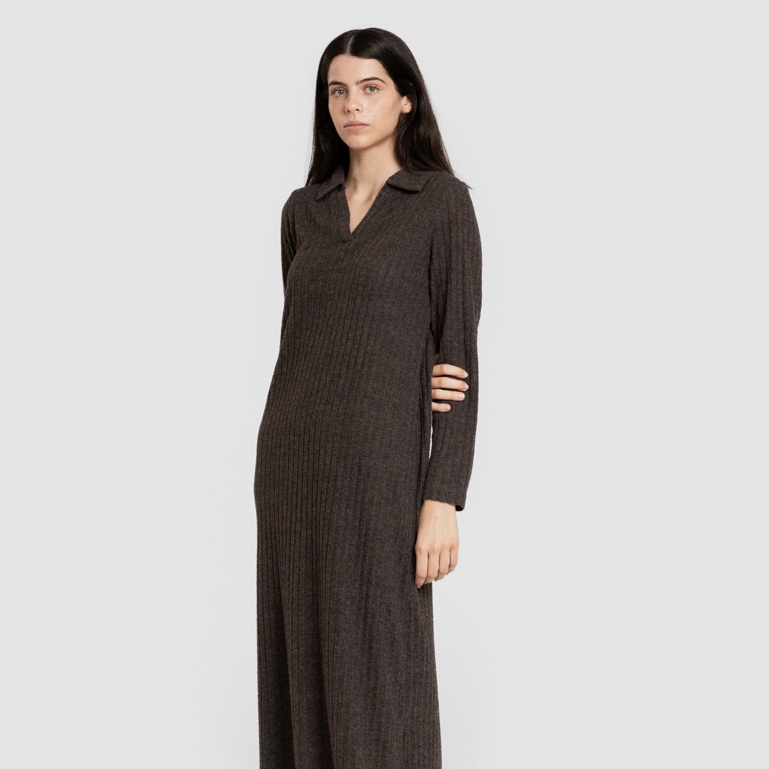 Vestido largo manga larga solapa 4x2 canalé mujer gris marengo